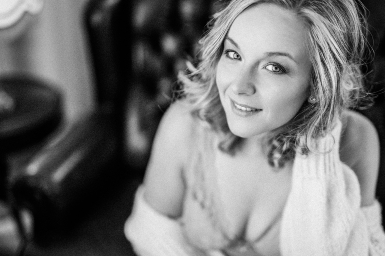 DeinBoudoir www.deinboudoir.de Boudoir Fotografie Boudoir Shooting sinnliche Fotos www.photoart huebner.de 37 - Dein Boudoir - Dien Boudoir-Erlebnis