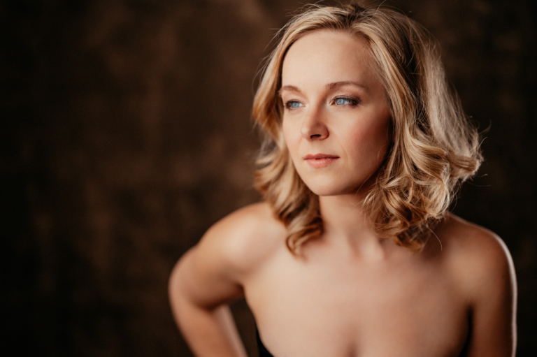 DeinBoudoir www.deinboudoir.de Boudoir Fotografie Boudoir Shooting sinnliche Fotos www.photoart huebner.de 38 - Dein Boudoir - Dien Boudoir-Erlebnis