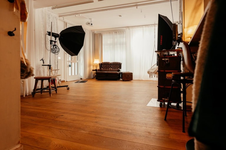 Fotostudio für sinnliche Boudoir- und persönliche Portraitaufnahmen.